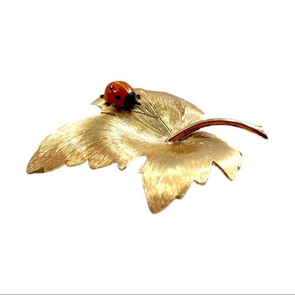 VTG Krementz 14k Overlay Ladybug Maple Leaf Brooch - Picture 6 of 11